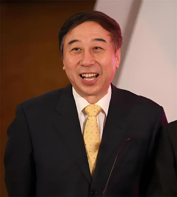 冯巩