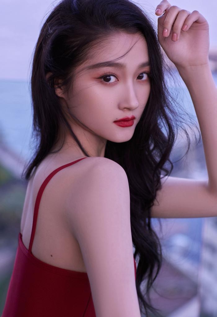 关晓彤