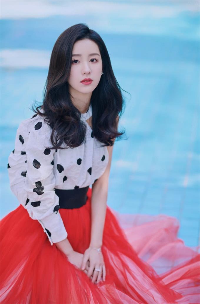 陈都灵